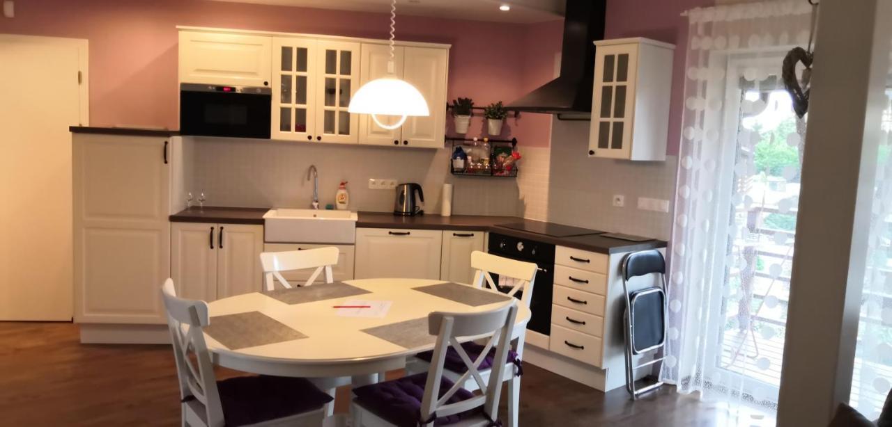 Vera Apartment